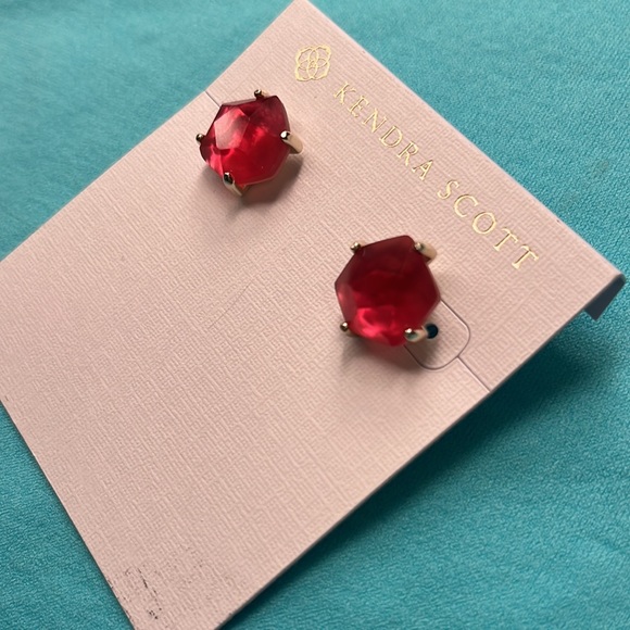 Kendra Scott Pink Studs - Picture 3 of 5